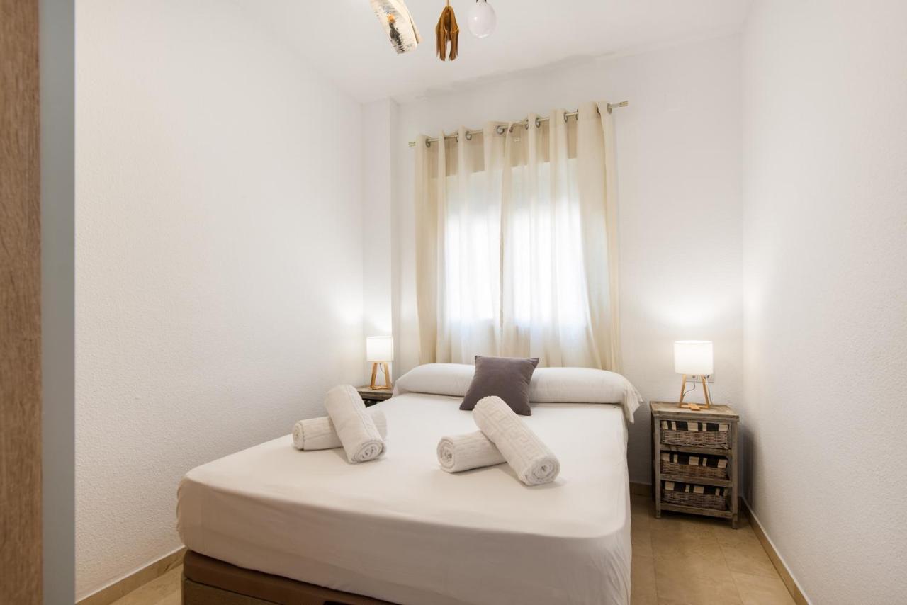 The 1St Corner Central Apartments Malaga Exterior photo